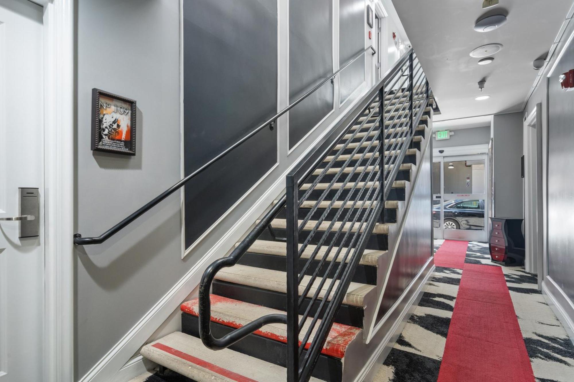 Hollywood Le Bon Hotel Лос-Анджелес Экстерьер фото